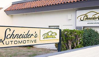 Shop Front | Schneider's Automotive Repair 
