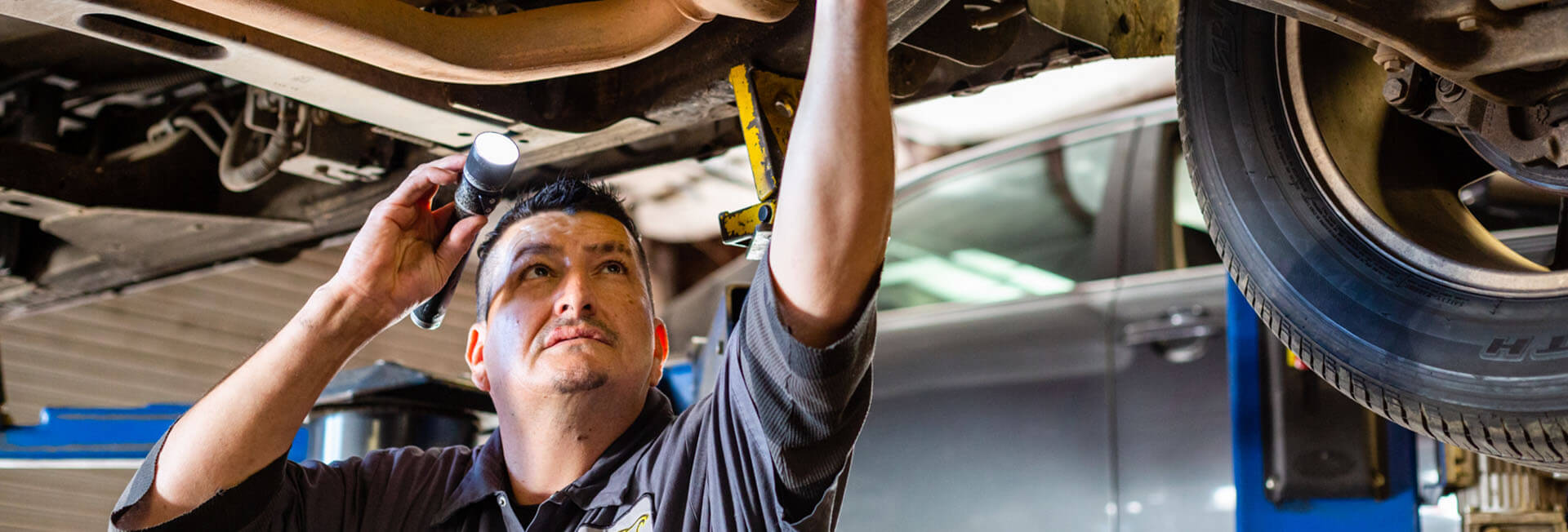 auto-repair-slide1